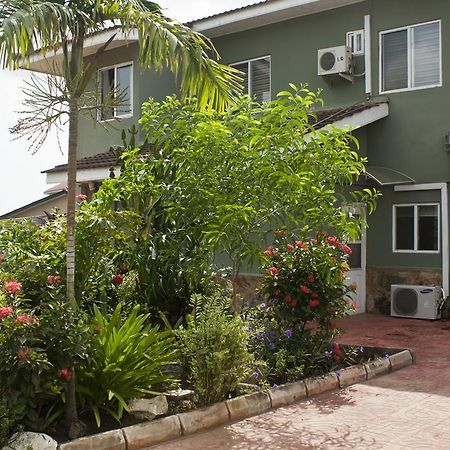 Quest Lodge Spintex Exterior foto