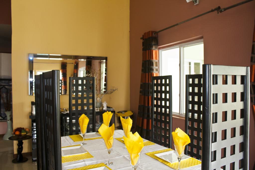 Quest Lodge Spintex Exterior foto